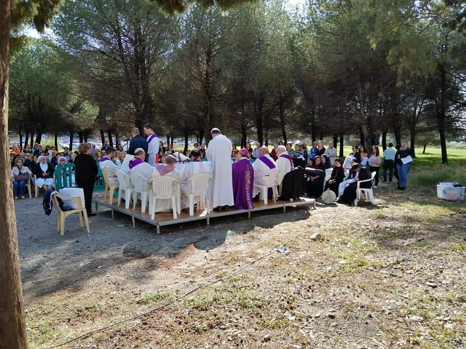 Locri Celebrata Con Una Messa Al Cimitero La Commemorazione Dei Defunti Lente Locale